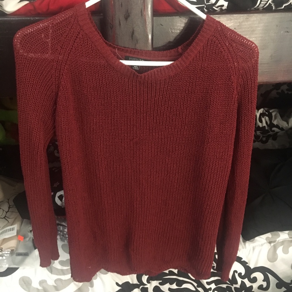 Burgundy knit